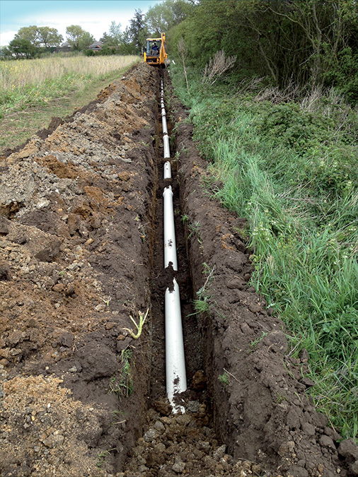 installer des tuyaux pour un réseau enterré en seine et marne
